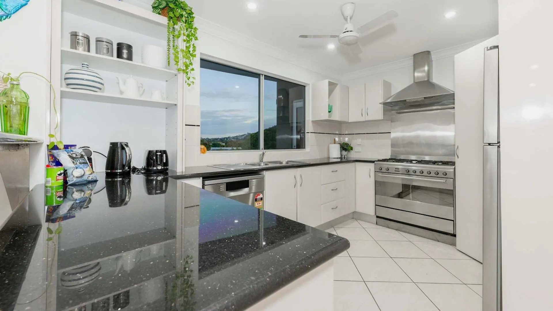 Rockpool Retreat Penthouse Apartment Townsville