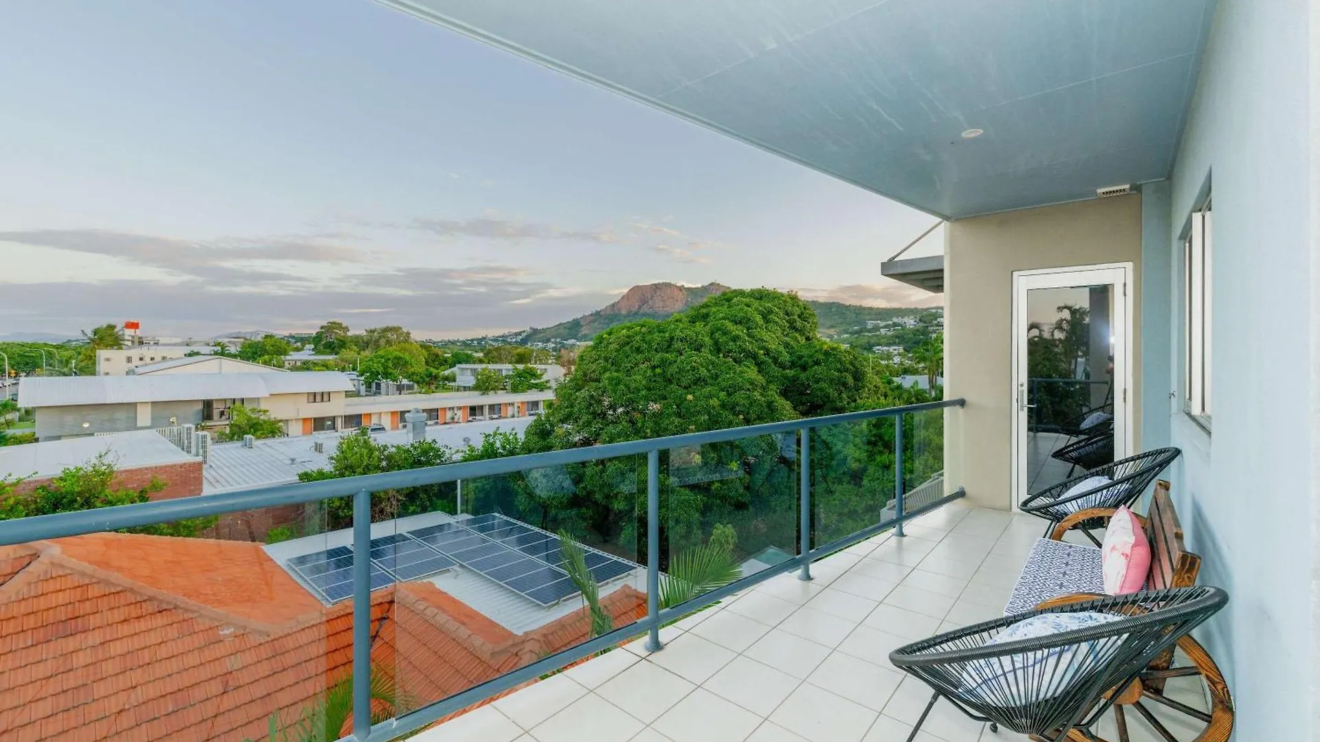 Rockpool Retreat Penthouse Apartment Townsville